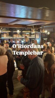 Gallery Image - Nights like this at O’Riordan’s🎶🍺🇮🇪

Live music, great drinks & even better vibes🤩

O’Riordans Temple Bar , where the craic is always mighty🥳